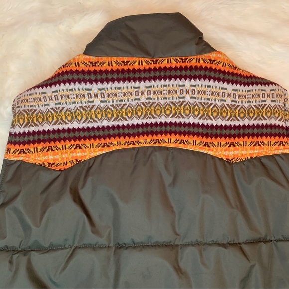 Men’s Parish Nation Puffer Vest - Picture 10 of 16